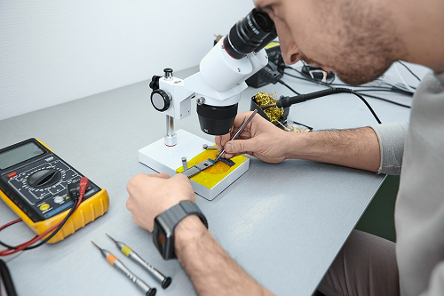In-Lab vs. On-Site Calibration Services